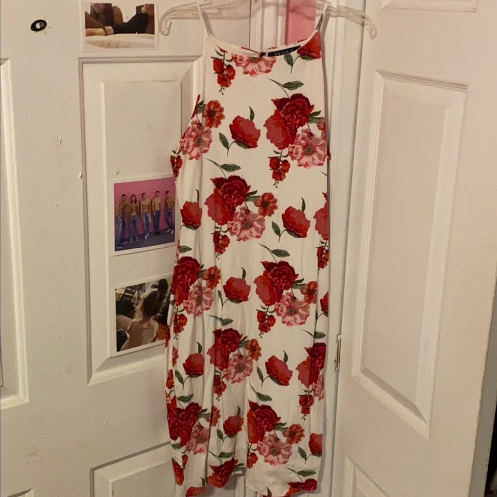 Fitted rose dress